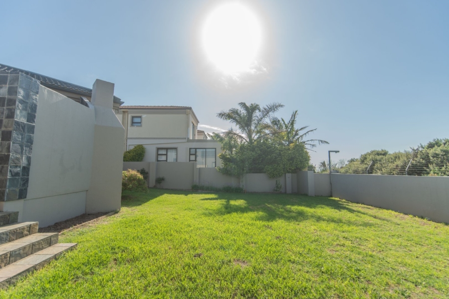 To Let 3 Bedroom Property for Rent in Lovemore Heights Estate Eastern Cape